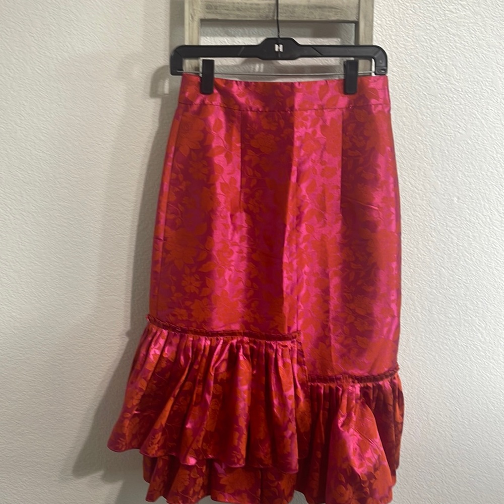 Exquise skirt NWOT